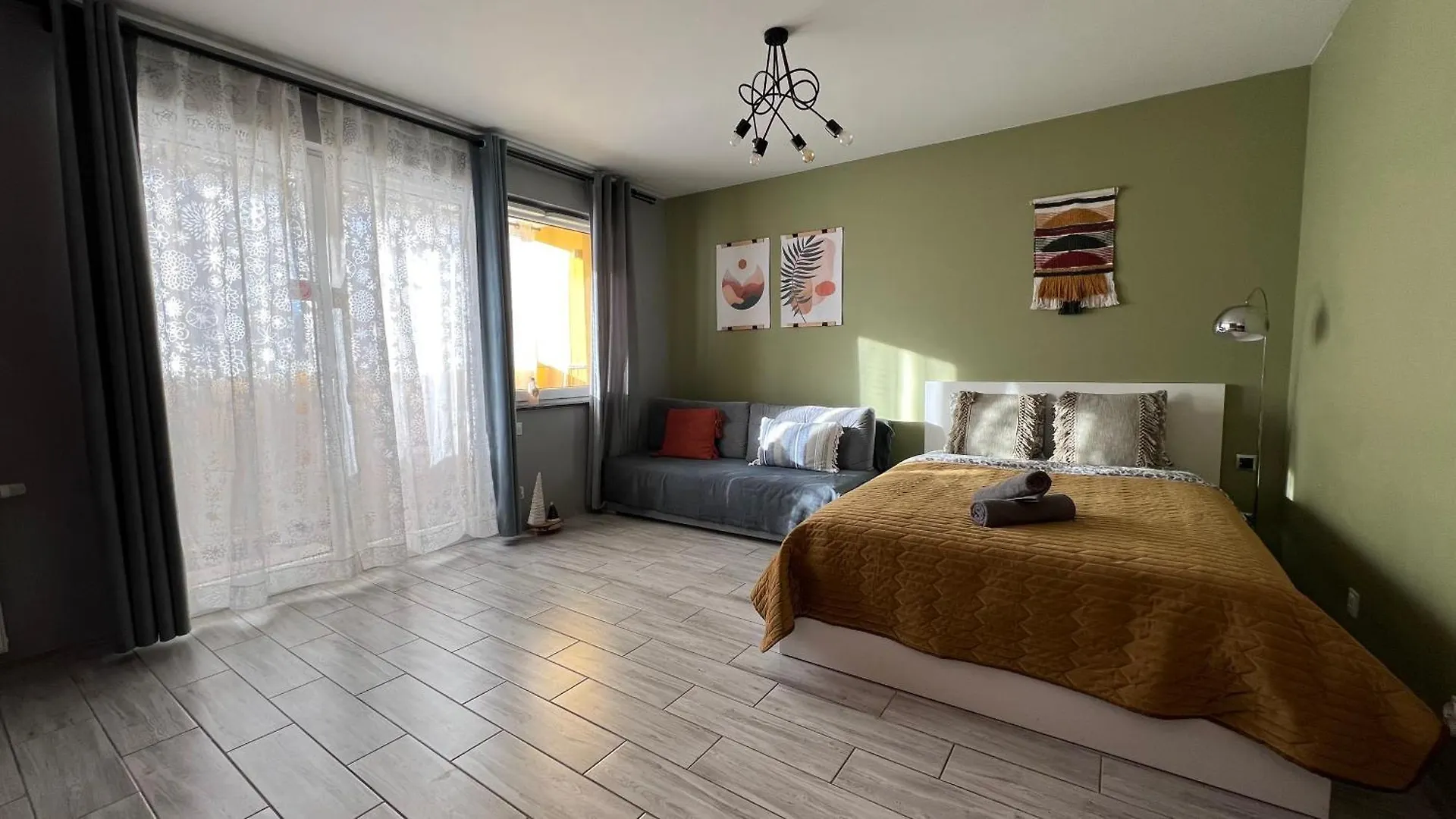 Apartament Roztocka Studio, Free Parking, Ac, 1 Tram To The City & Pge National Stadion By Cosmo Spirit Warszawa